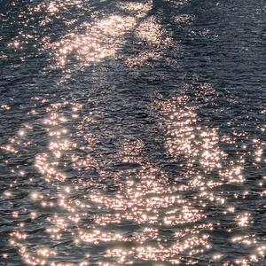 蹭蹭好爽⋯好紧⋯宝贝别夹bl
