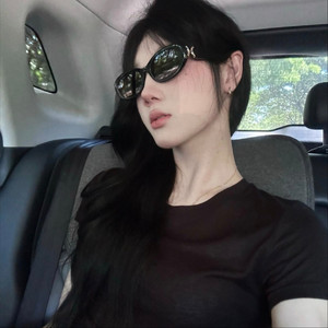 蹭蹭好爽⋯好紧⋯宝贝别夹bl
