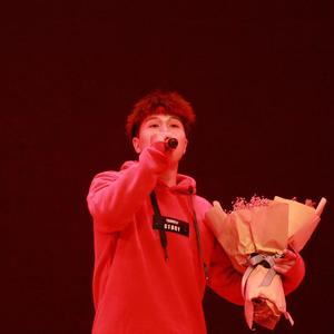 蹭蹭好爽⋯好紧⋯宝贝别夹bl
